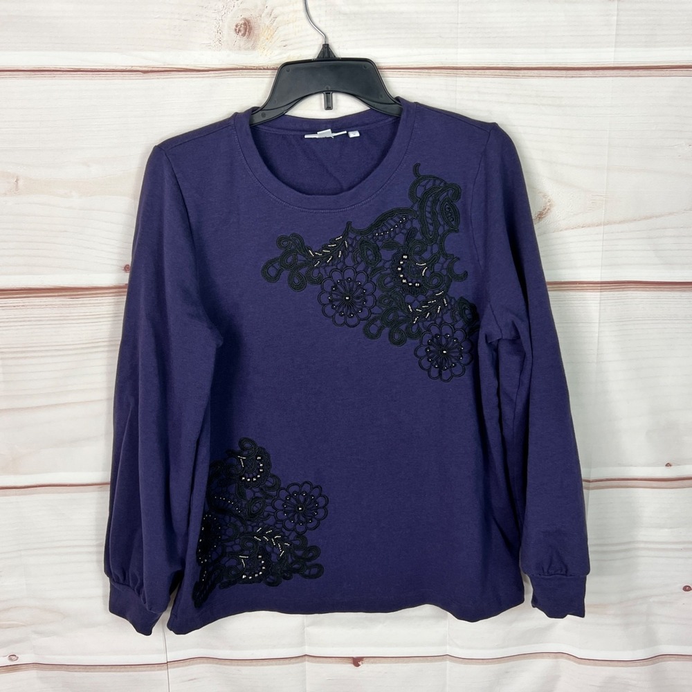Chicos Top Womens 1 M Blue Sweatshirt Lace Appliqué Beaded Crew Neck Knit Solid